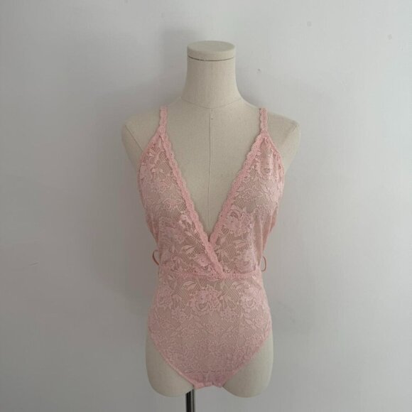 Cosabella Pink Lace Bodysuit With Adjustable Staps - Picture 1 of 4
